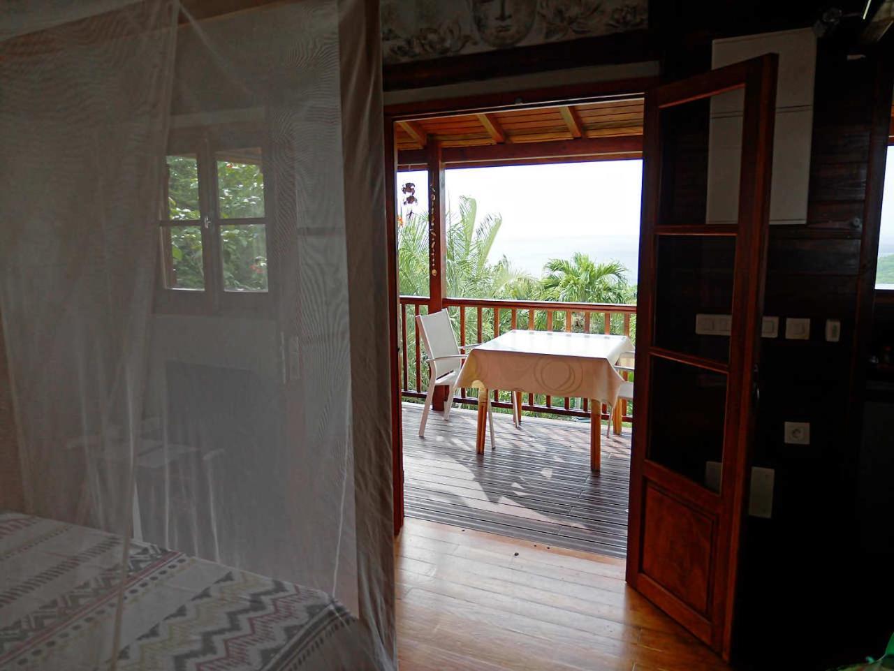 Karureve Villa Десе Екстериор снимка